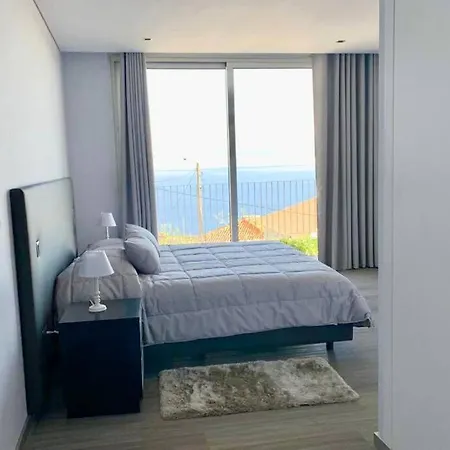 Villa Pinheira Iv -heated Swimming Pool And Jacuzzi Calheta (Madeira)