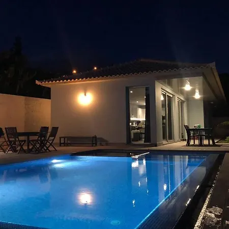 Pinheira Iv -heated Swimming Pool And Jacuzzi * Calheta (Madeira)