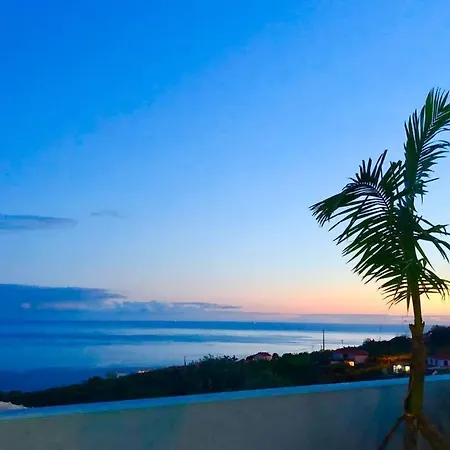 Pinheira Iv -heated Swimming Pool And Jacuzzi Villa