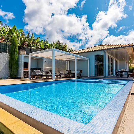 Pinheira Iv -heated Swimming Pool Villa *