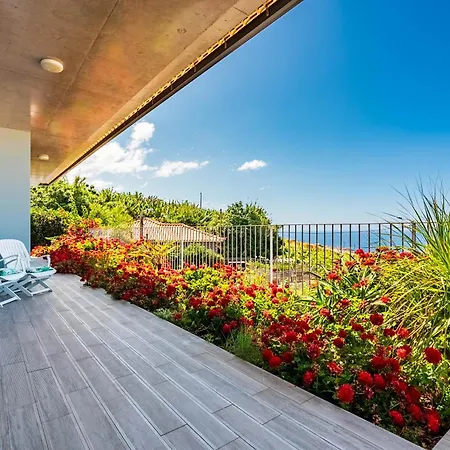 Pinheira Iv -heated Swimming Pool And Jacuzzi *
