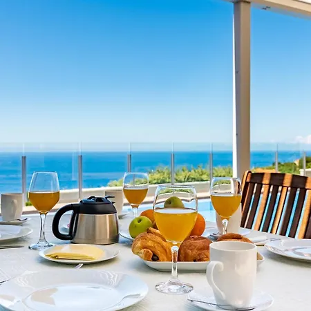 Pinheira Iv -heated Swimming Pool *