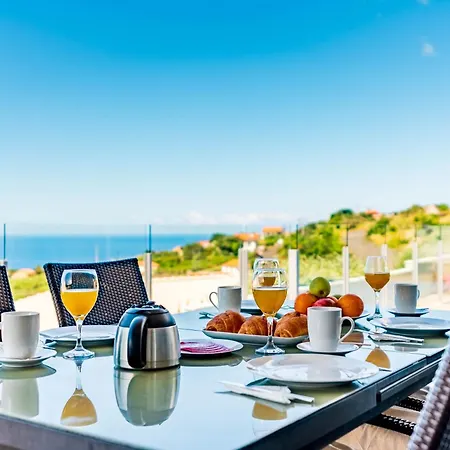 Villa Pinheira Iv -heated Swimming Pool