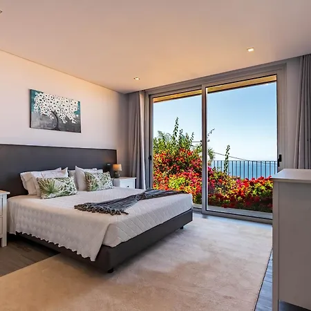 Villa Pinheira Iv -heated Swimming Pool And Jacuzzi Calheta (Madeira)