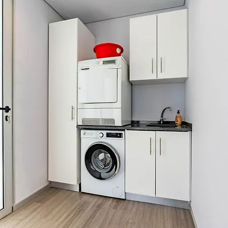 Pinheira Iv -heated Swimming Pool * Calheta (Madeira)