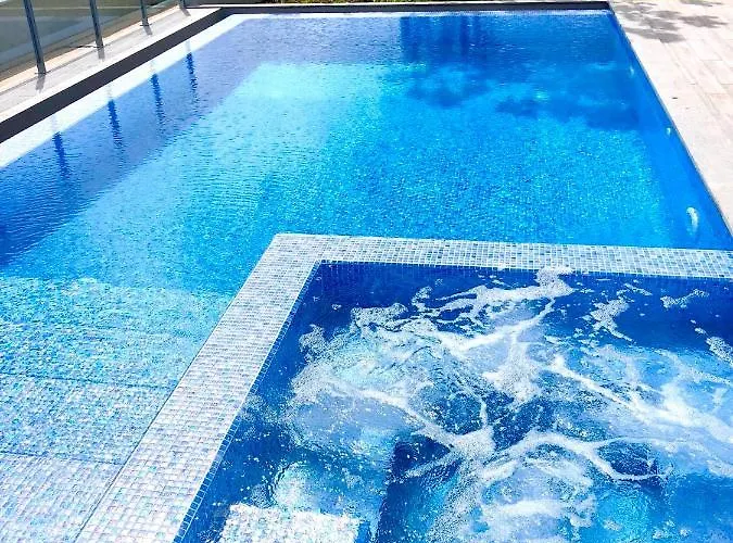 Villa Pinheira Iv -heated Swimming Pool