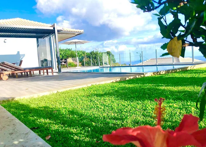 Pinheira Iv -heated Swimming Pool *